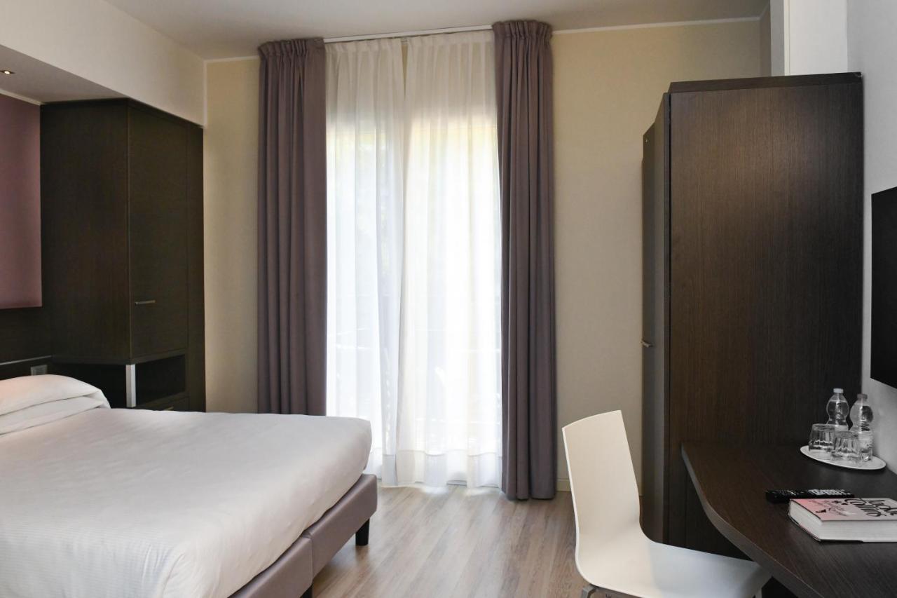 Hotel Vienna Lido di Jesolo Exterior foto